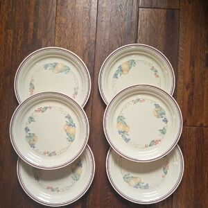 Corelle Cream Dinner Plates with Fruit Motif